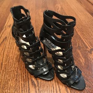 Vince Camuto Gladiator Heels. Size 8